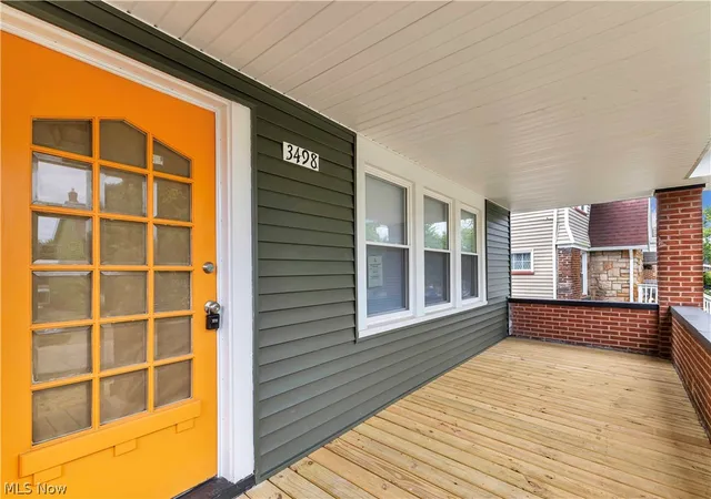 Photo 3 of Single family home for sale at 3498 Tullamore Rd, Cleveland Heights, OH 44118 | MLS# 5245757 | Listing updated on 2026-10-28