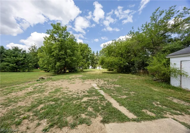 Photo 3 of Sale Pending at 179 W Main St, New London, OH 44851 | MLS# 5245871 | Listing updated on 2026-10-05