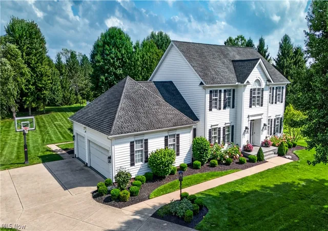 Photo 50 of Sale Pending at 7752 Oxgate Ct, Hudson, OH 44236 | MLS# 5242636 | Listing updated on 2026-09-24