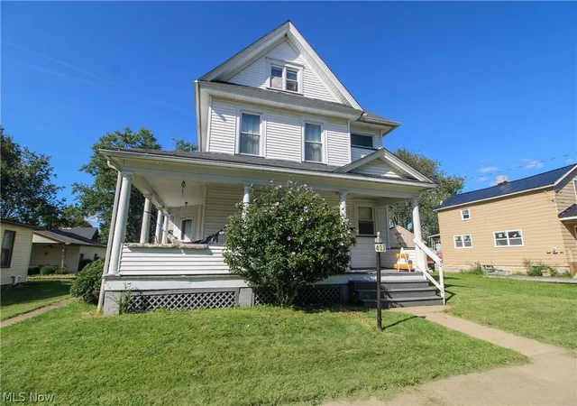 Single family home for sale at 403 Somer St, Leetonia, OH 44431 | MLS# 5245971