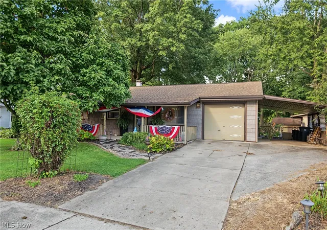 Photo 1 of Single family home for sale at 3577 Lynwood Dr Nw, Warren, OH 44485 | MLS# 5245926 | Listing updated on 2026-10-05