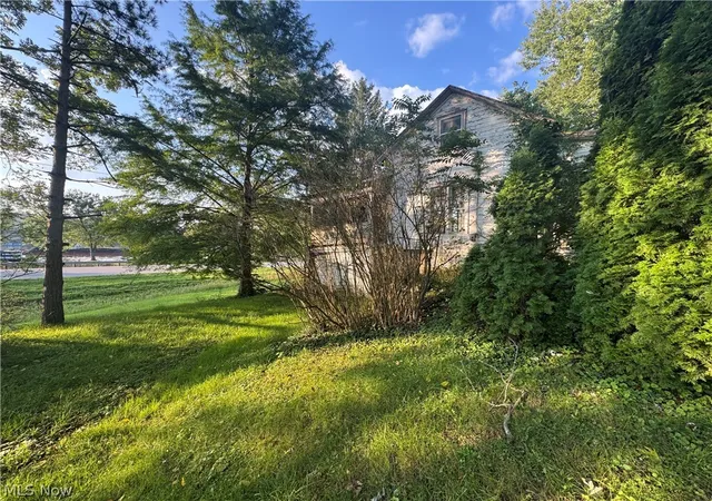 Photo 3 of Single family home for sale at 350 Ingram Rd, Newport, OH 45768 | MLS# 5245576 | Listing updated on 2026-09-18