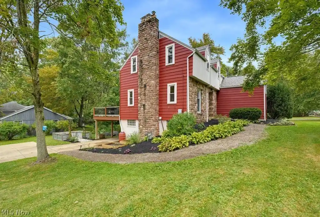 Photo 1 of Single family home for sale at 7749 State Route 43, Kent, OH 44240 | MLS# 5245062 | Listing updated on 2026-10-22