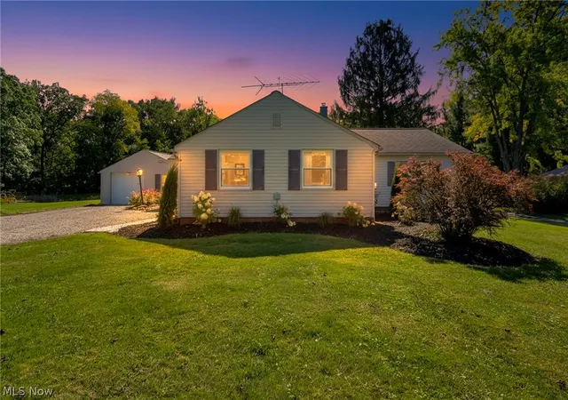 Photo 2 of Sale Pending at 4107 Weymouth Rd, Medina, OH 44256 | MLS# 5245797 | Listing updated on 2026-09-21