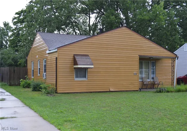 Photo 1 of Sale Pending at 18206 Kares Ave, Cleveland, OH 44122 | MLS# 5245136 | Listing updated on 2026-09-25