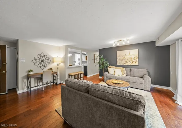 Listing Photo 4 - Condo for sale in building located at 9771 Sunrise Blvd, North Royalton, OH 44133 - Unit #N2