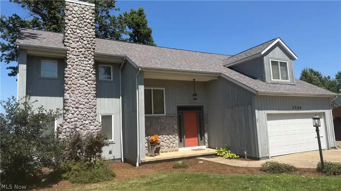 Photo 1 of Single family home for sale at 3566 Edgewater Dr, Vermilion, OH 44089 | MLS# 5244743 | Listing updated on 2026-10-14