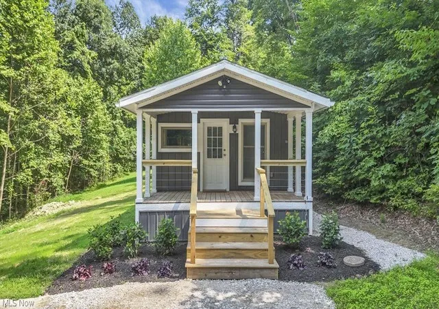 Photo 2 of Single family home for sale at 19431 State Route 328, New Plymouth, OH 45654 | MLS# 5245985 | Listing updated on 2026-09-21