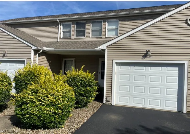 Listing Photo 3 - Condo for sale in building located at 3634 Mercedes Pl, Canfield, OH 44406