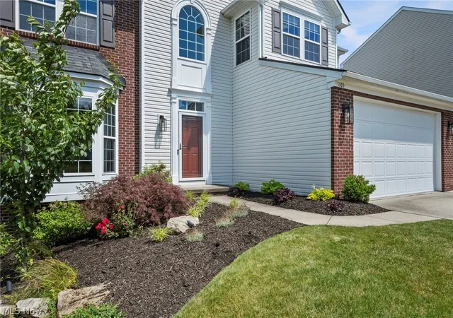 Photo 3 of Single family home for sale at 1165 Jonah Dr, Copley, OH 44321 | MLS# 5246209 | Listing updated on 2026-09-28