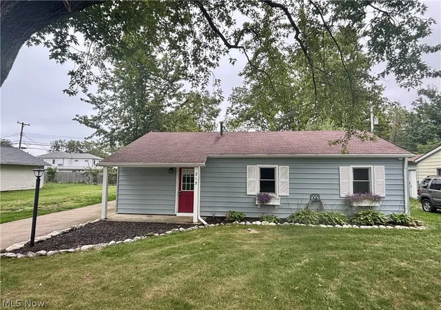 Photo 2 of Sale Pending at 213 Harcourt Rd, Vermilion, OH 44089 | MLS# 5245656 | Listing updated on 2026-09-28