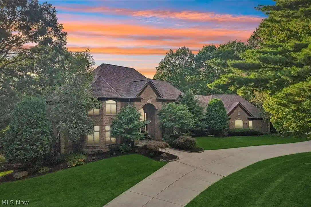 Photo 1 of Mansion for sale at 1928 Four Seasons Dr, Akron, OH 44333 | MLS# 5245988 | Listing updated on 2026-10-29