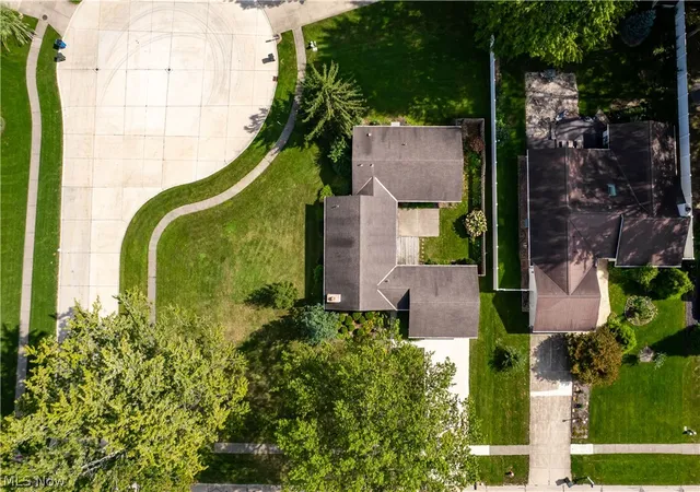 Photo 2 of Single family home for sale at 5153 N Barton Rd, North Ridgeville, OH 44039 | MLS# 5246197 | Listing updated on 2026-10-09
