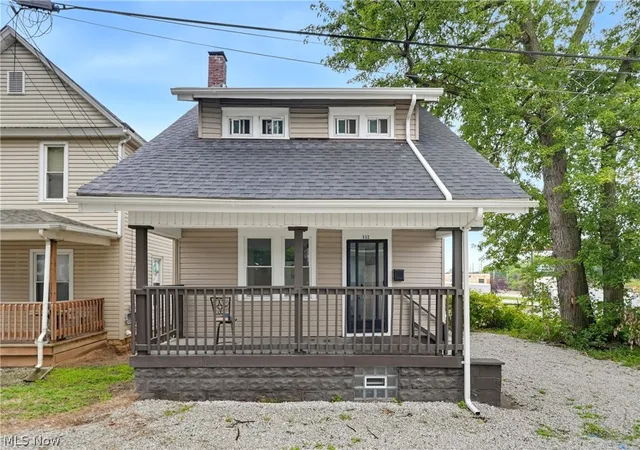Single family home for sale at 532 Hazel Pl, Akron, OH 44304 | MLS# 5246272