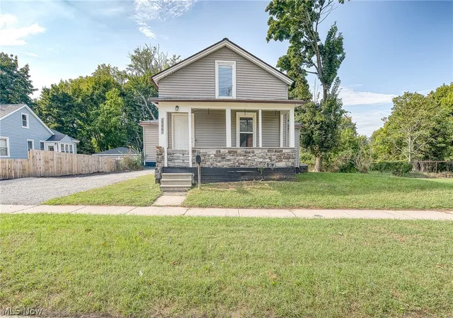 Photo 1 of Single family home for sale at 386 W Jackson St, Painesville, OH 44077 | MLS# 5246268 | Listing updated on 2026-10-07