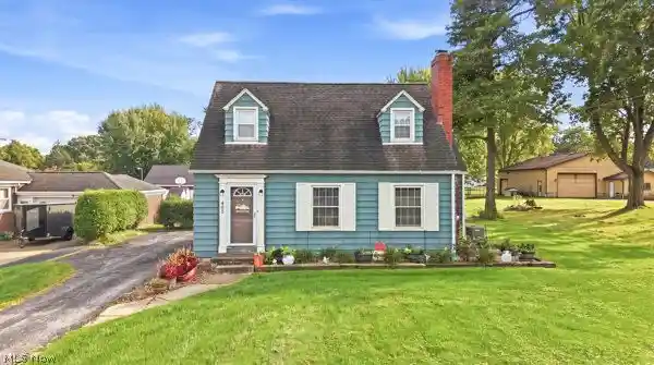 Photo 1 of Single family home for sale at 495 Mathews Rd, Youngstown, OH 44512 | MLS# 5246116 | Listing updated on 2026-10-24