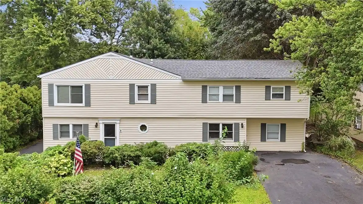 Photo 1 of Single family home for sale at 1875 Perth Rd, Madison, OH 44057 | MLS# 5245872 | Listing updated on 2026-10-22