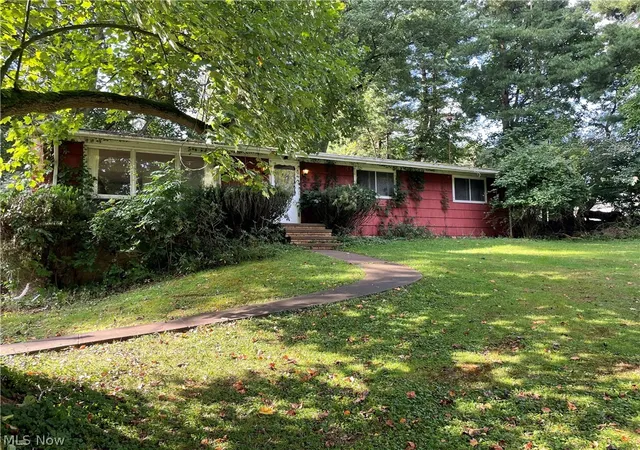 Photo 1 of Sale Pending at 180 Paradise Rd, Painesville, OH 44077 | MLS# 5245688 | Listing updated on 2026-10-03