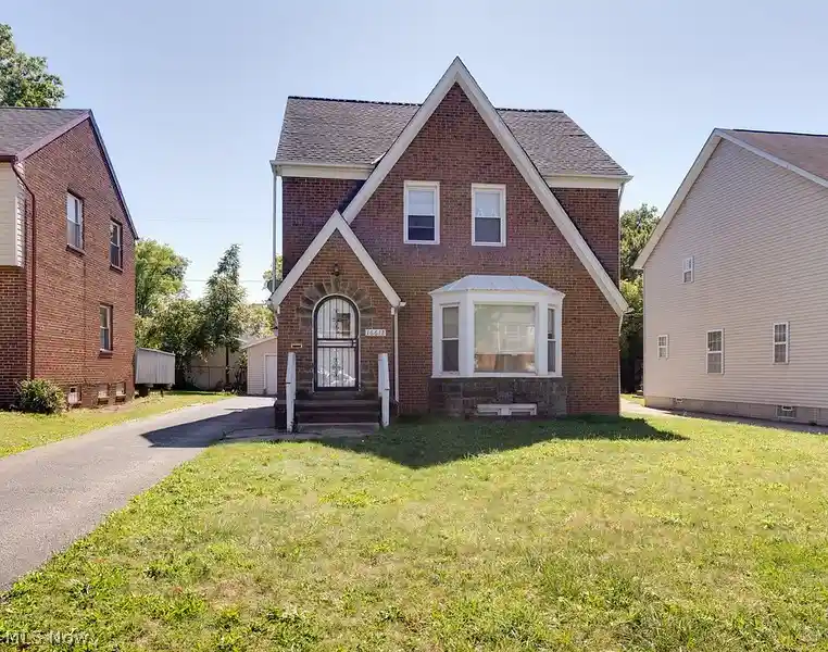 Photo 1 of Single family home for sale at 16612 Glendale Ave, Cleveland, OH 44128 | MLS# 5245874 | Listing updated on 2026-10-12