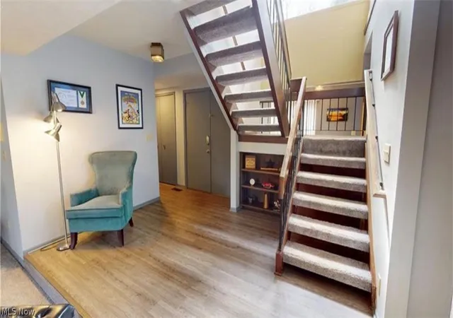 Listing Photo 4 - Condo for sale in building located at 1939 Pine Dr, Kent, OH 44240