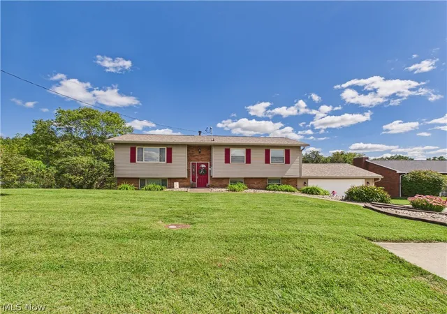Photo 1 of Sale Pending at 2402 State Route 339, Belpre, OH 45714 | MLS# 5245077 | Listing updated on 2026-09-19