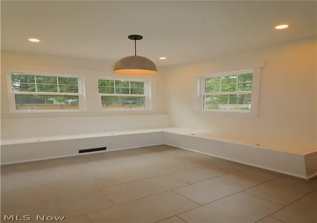 Photo 3 of Single family home for sale at 35 E League St, Norwalk, OH 44857 | MLS# 5246292 | Listing updated on 2026-09-23
