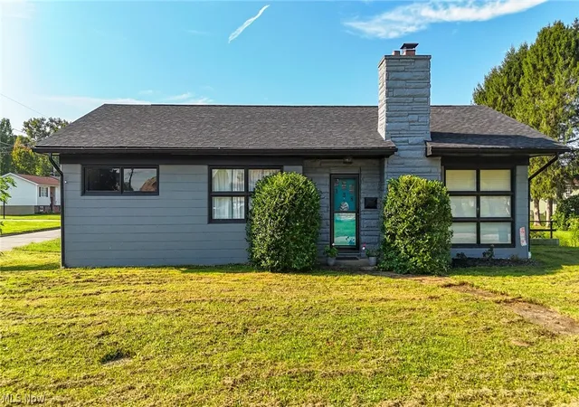 Photo 1 of Sale Pending at 138 E 5th Street, Williamstown, WV 26187 | MLS# 5245415 | Listing updated on 2026-10-06
