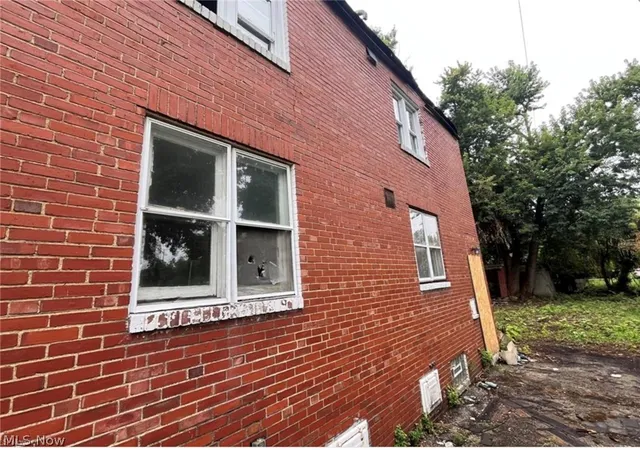 Photo 3 of House for sale at 3379 E 130th Street, Cleveland, OH 44120 | MLS# 5246405 | Listing updated on 2026-10-02