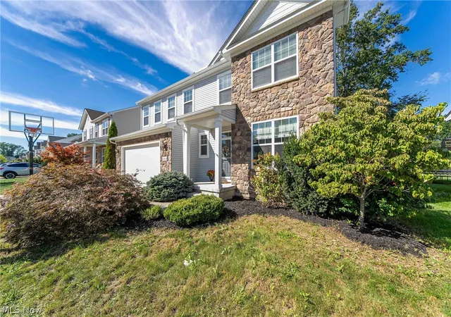 Photo 3 of Single family home for sale at 32834 Rebecca Ln, Avon Lake, OH 44012 | MLS# 5245420 | Listing updated on 2026-10-07