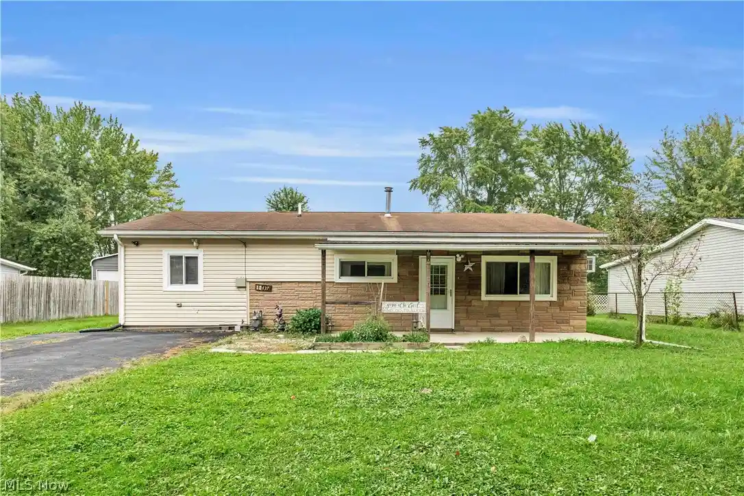 Single family home for sale at 12437 National Dr, Grafton, OH 44044 | MLS# 5246115