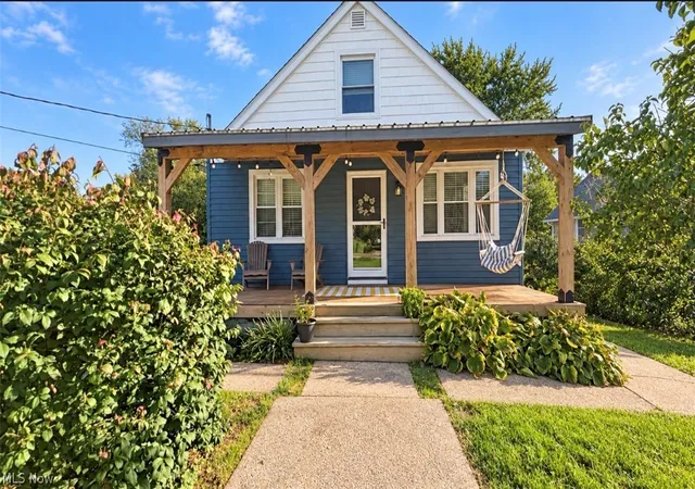 Photo 1 of Single family home for sale at 370 Eastwood Ave, Tallmadge, OH 44278 | MLS# 5244177 | Listing updated on 2026-10-09
