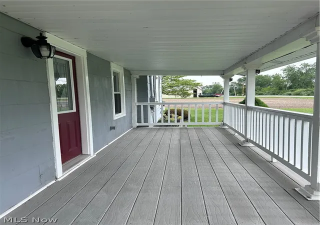 Photo 2 of Single family home for sale at 710 River Rd, Huron, OH 44839 | MLS# 5246434 | Listing updated on 2026-09-22