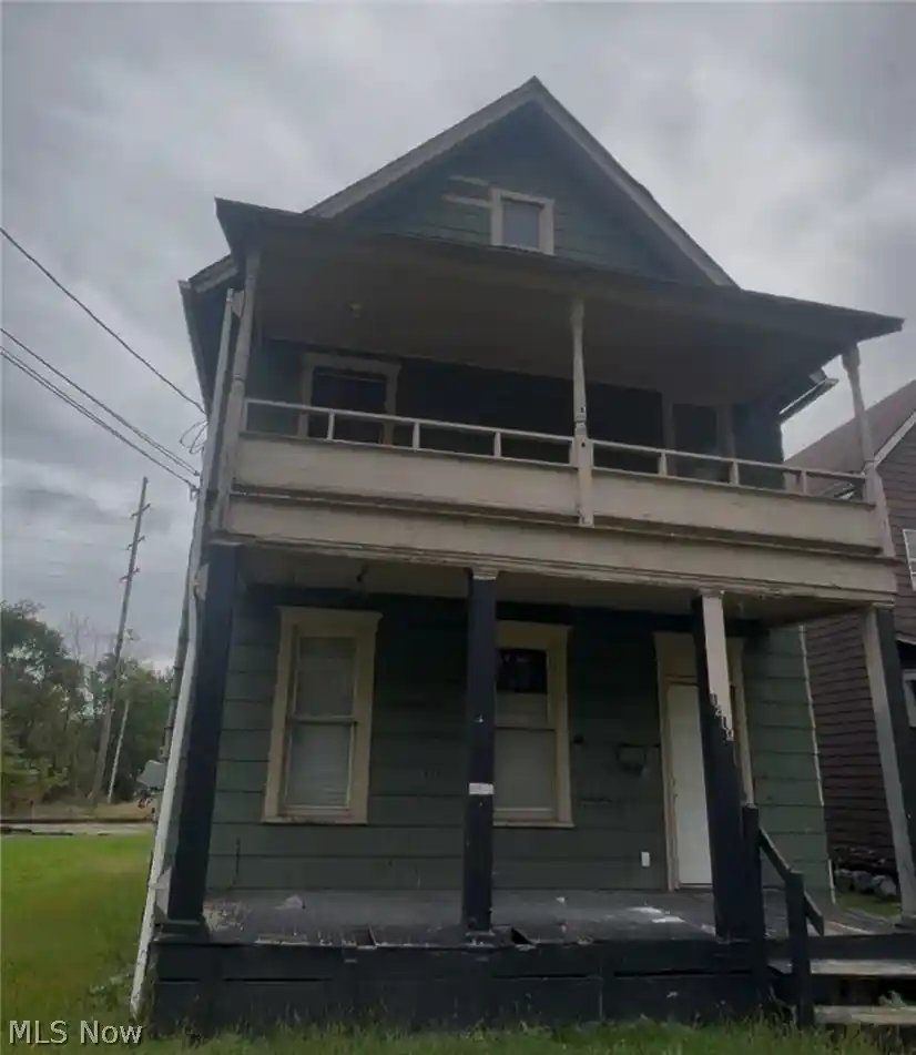 Photo 1 of Sale Pending at 1210 Lawrence Rd Ne, Canton, OH 44705 | MLS# 5246417 | Listing updated on 2026-10-27
