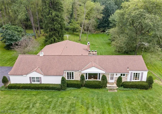 Photo 1 of Sale Pending at 806 E Warner Rd, Coventry Township, OH 44319 | MLS# 5223214 | Listing updated on 2026-10-06