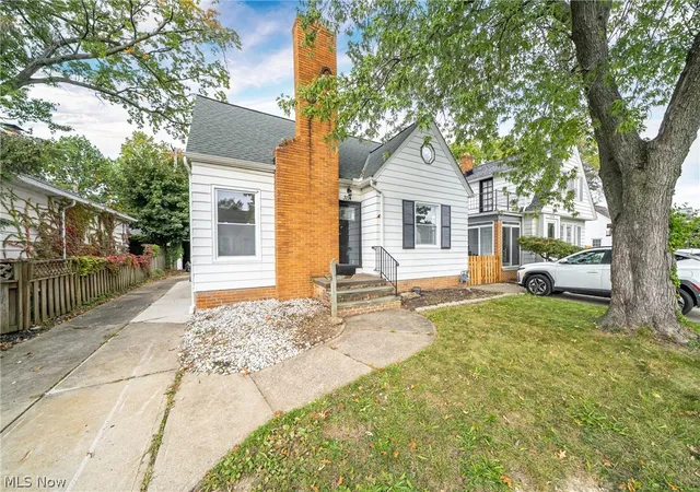 Photo 2 of Single family home for sale at 3114 W 160th Street, Cleveland, OH 44111 | MLS# 5245875 | Listing updated on 2026-10-10