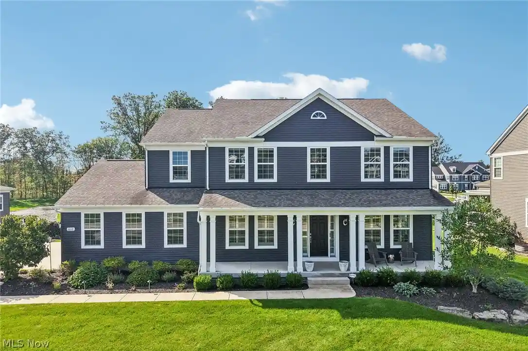 Single family home for sale at 6612 Kingswood Dr, Hudson, OH 44236 | MLS# 5246289