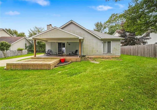 Photo 3 of Sale Pending at 3903 Laurel Rd, Brunswick, OH 44212 | MLS# 5244014 | Listing updated on 2026-09-27