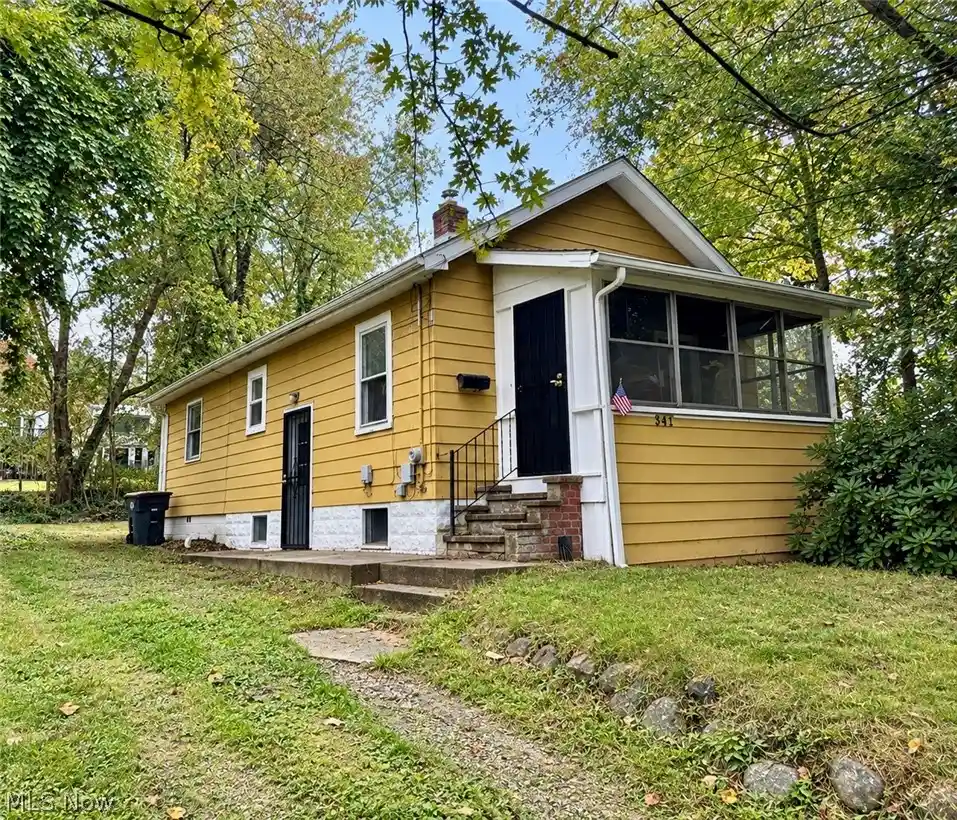 Photo 1 of Single family home for sale at 548 Winans Ave, Akron, OH 44306 | MLS# 5246544 | Listing updated on 2026-10-24