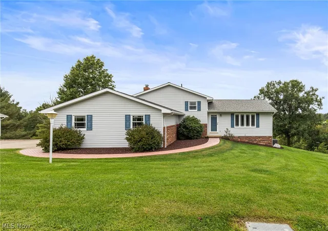 Photo 1 of Single family home for sale at 61662 Russell Long Run Rd, Bethesda, OH 43719 | MLS# 5245970 | Listing updated on 2026-10-10