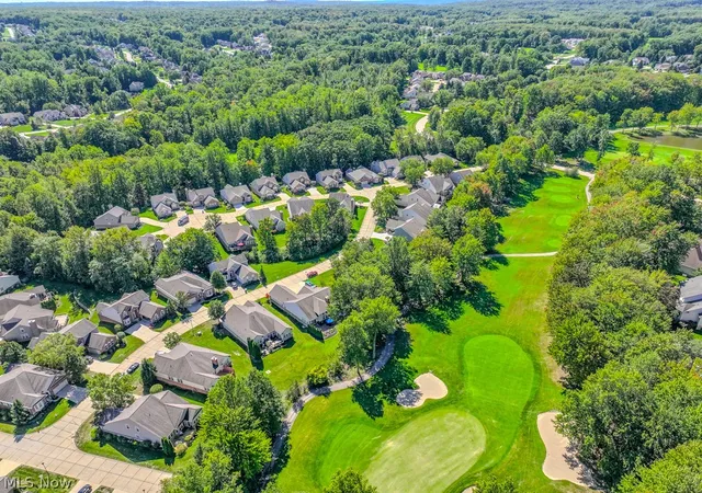 Listing Photo 4 - Condo for sale in building located at 11512 Turnstone Ln, Concord Township, OH 44077