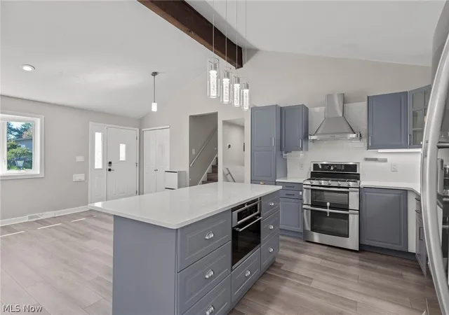 Photo 2 of Sale Pending at 1201 Giesse Dr, Cleveland, OH 44124 | MLS# 5238073 | Listing updated on 2026-10-08