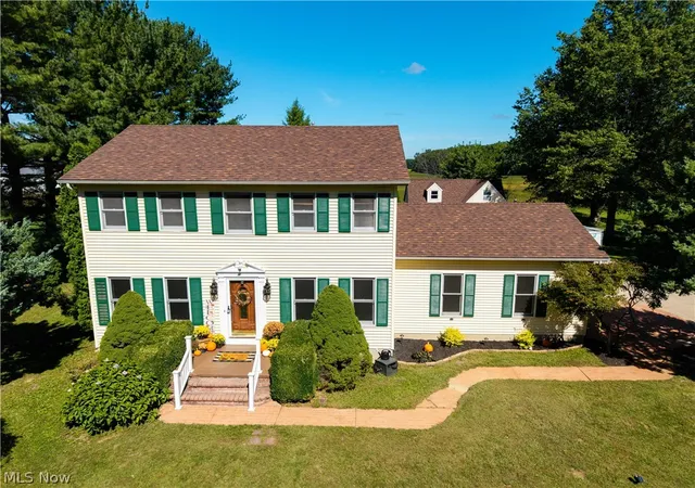 Photo 2 of Single family home for sale at 11203 Darrow Rd, Vermilion, OH 44089 | MLS# 5246460 | Listing updated on 2026-10-04