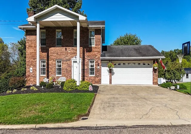 Photo 1 of Single family home for sale at 124 Brandy Dr, Marietta, OH 45750 | MLS# 5246670 | Listing updated on 2026-09-23