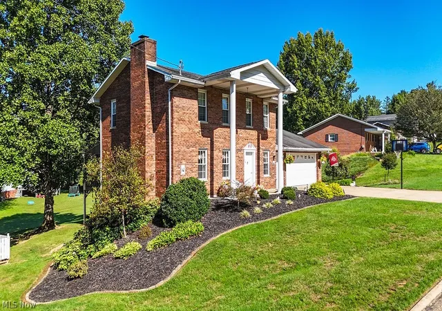 Photo 2 of Single family home for sale at 124 Brandy Dr, Marietta, OH 45750 | MLS# 5246670 | Listing updated on 2026-09-23