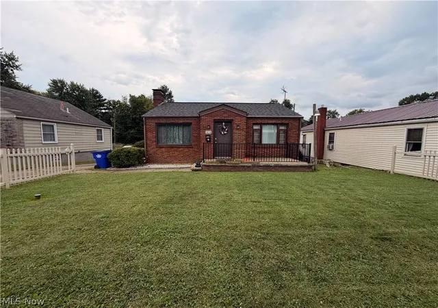Photo 1 of Single family home for sale at 1616 Etruria St, East Liverpool, OH 43920 | MLS# 5246732 | Listing updated on 2026-09-29