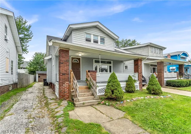 Single family home for sale at 3878 W 137th Street, Cleveland, OH 44111 | MLS# 5246672