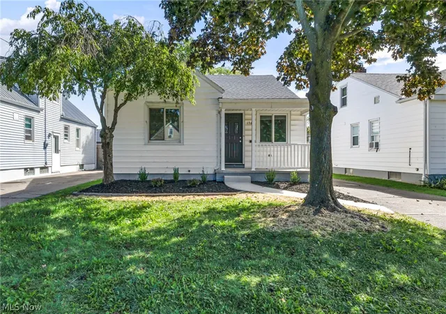 Photo 1 of Single family home for sale at 1361 Leavitt Rd, Lorain, OH 44052 | MLS# 5244181 | Listing updated on 2026-09-28