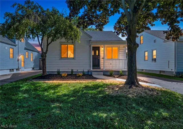 Photo 2 of Single family home for sale at 1361 Leavitt Rd, Lorain, OH 44052 | MLS# 5244181 | Listing updated on 2026-09-28