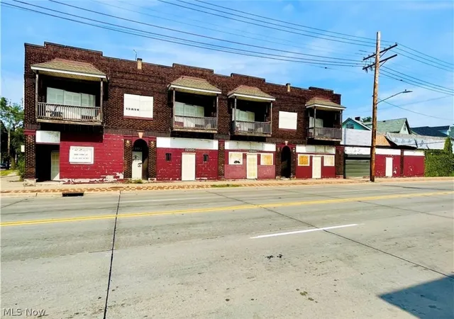 Listing Photo 1 - Condo for sale in building located at 12103 Kinsman Rd, Cleveland, OH 44120