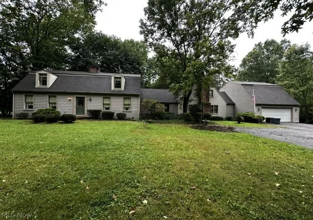 Single family home for sale at 11090 Sharrott Rd, North Lima, OH 44452 | MLS# 5246872